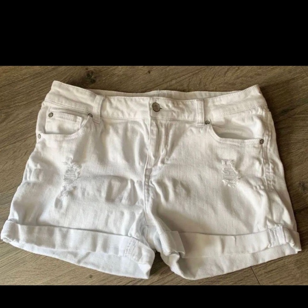 Brandy Melville white jean shorts